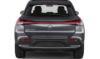 MERCEDES – BENZ EQA ELETTRICA full